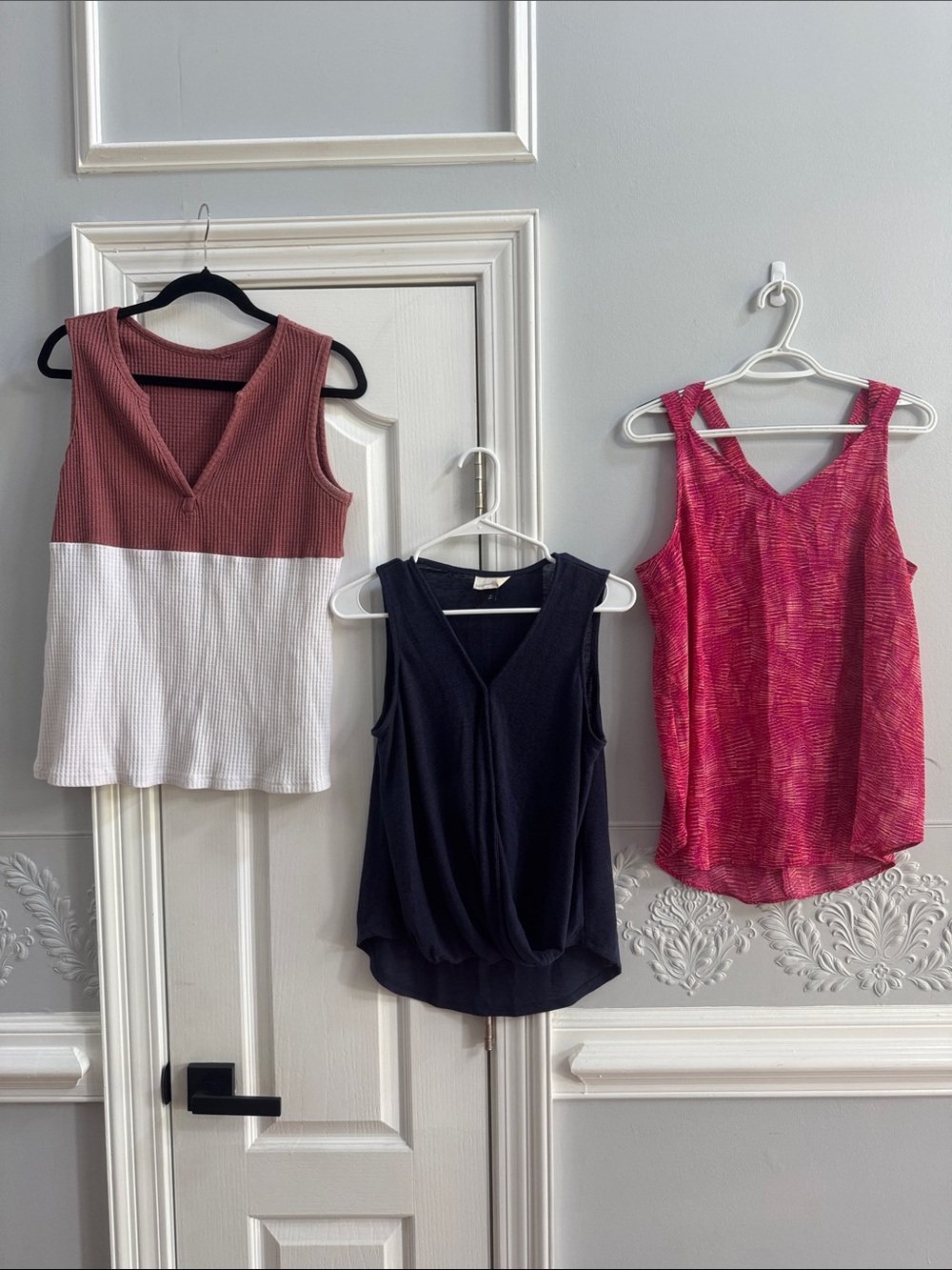 Universal Thread, Apt 9 bundle of Womens tanks. Size M